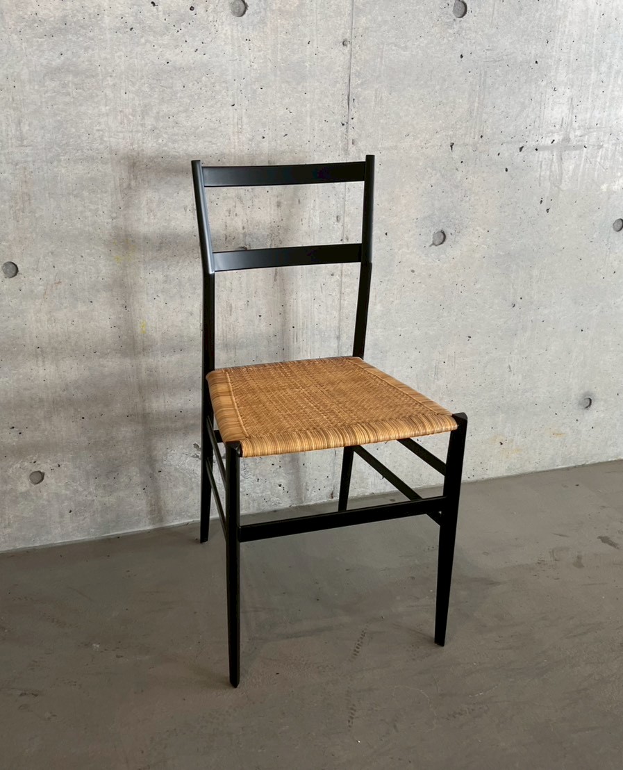 カッシーナ_スーパーレジェーラチェア